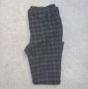 White House Black Market slimankle Pants